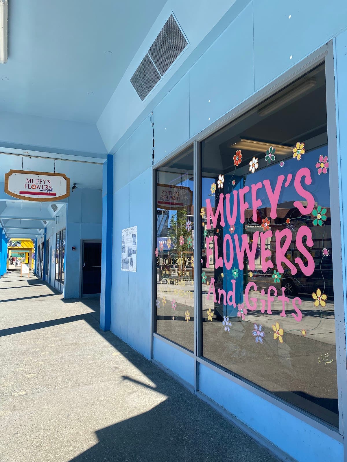Muffy's Flowers & Gifts in Anchorage