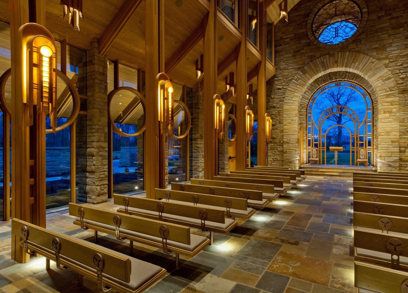 Hunt Chapel in Rogers