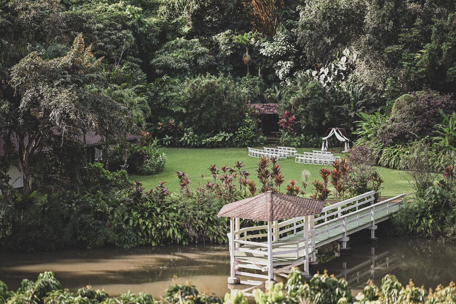 Haiku Gardens Weddings in Kaneohe