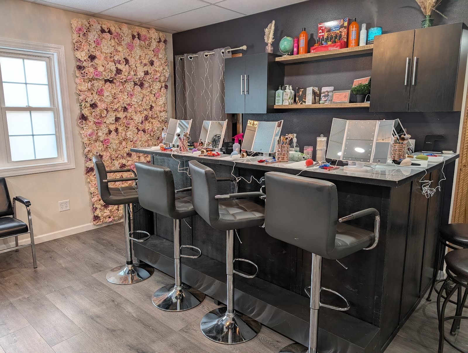 White Orchid Beauty Bar in Jamestown