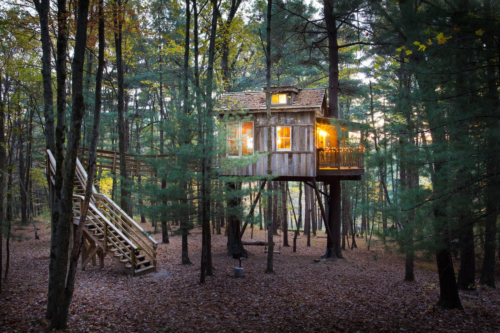 The Mohicans Treehouse Resort and Wedding Venue in Glenmont