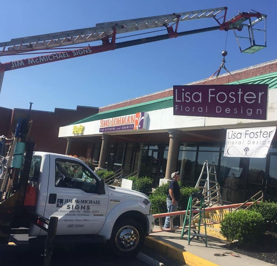Lisa Foster Floral Design in Knoxville