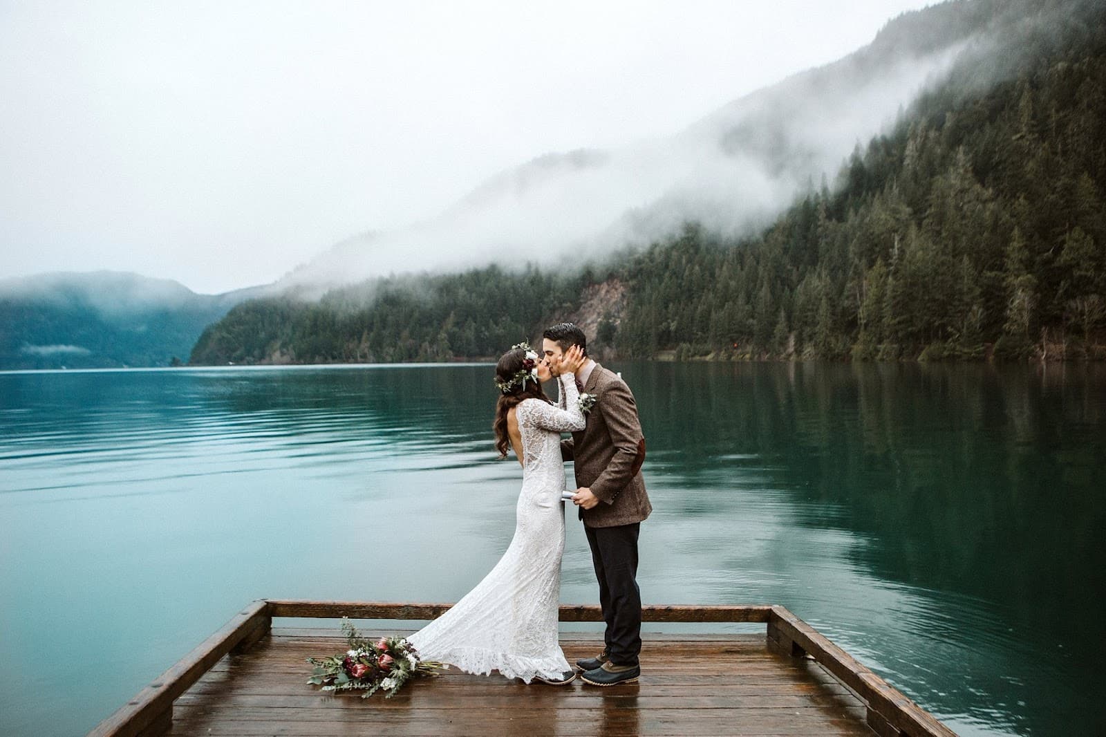 Anne Timss Makeup and Hair LLC in Everett