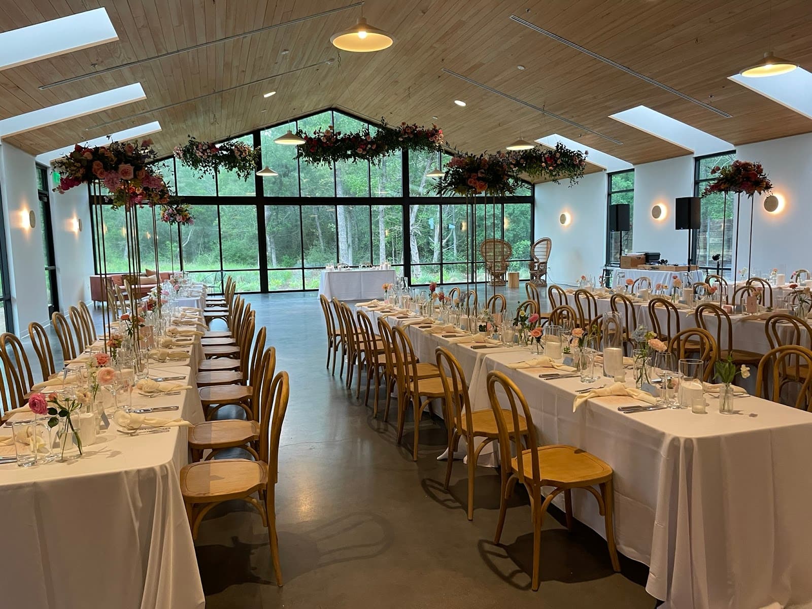 Grand Lady Floral in Manor