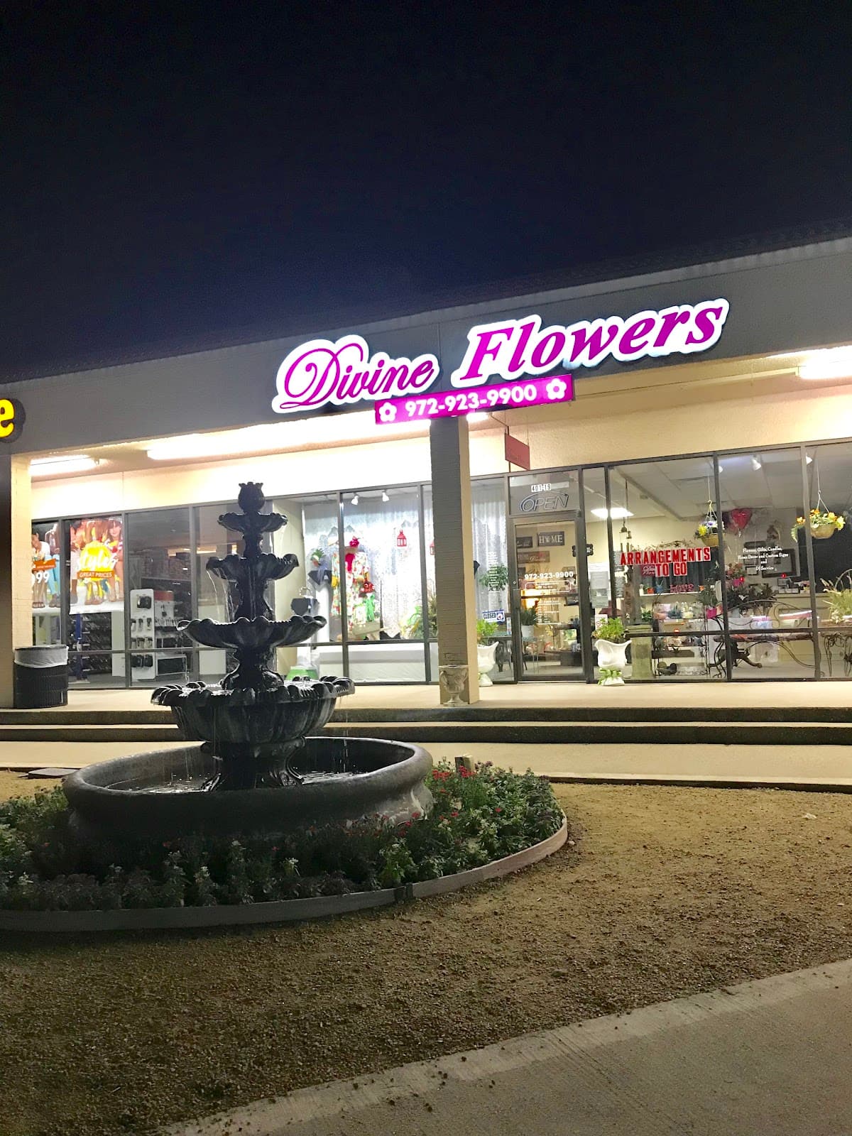 Flower Factory of Texas in Waxahachie