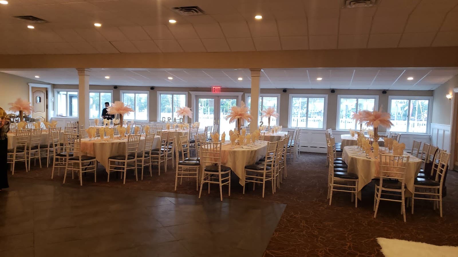 Bon Soir Caterers in Brooklyn