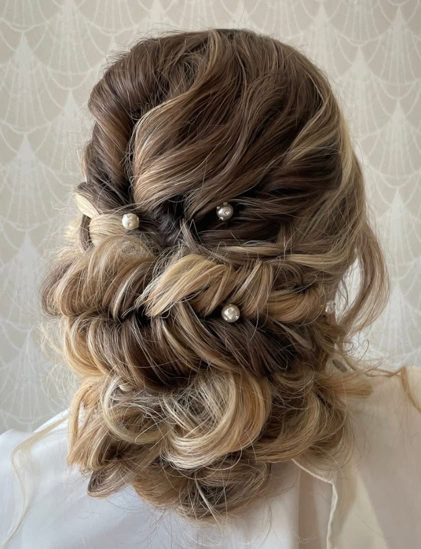 Salon Elizabeth in Elma Center