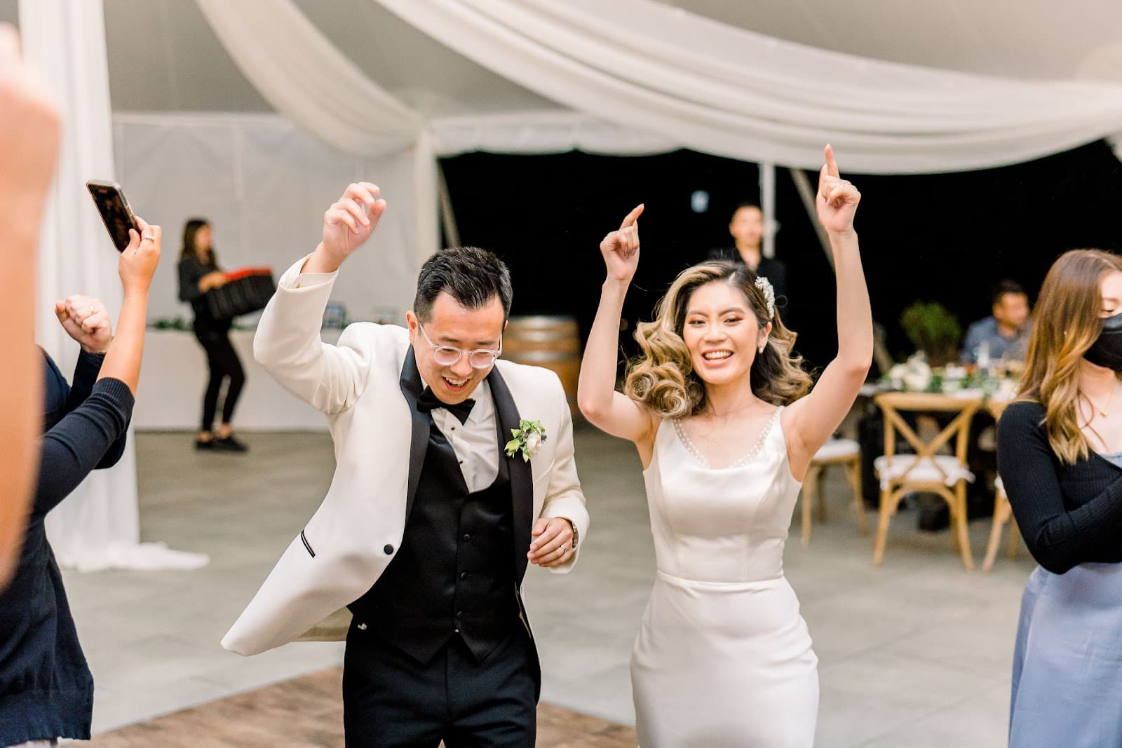 Sound Wave Mobile DJ - San Francisco Bay Area Wedding and Event Service in Dublin
