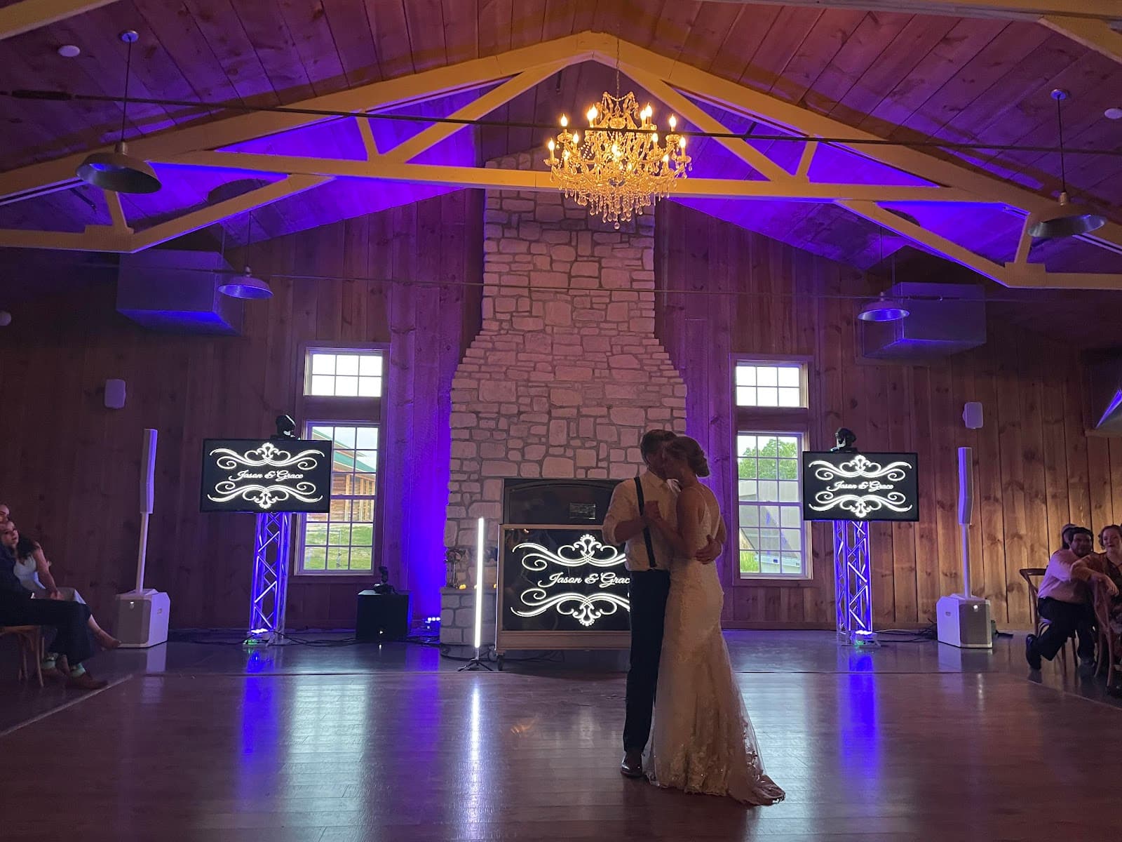 Minnesota Wedding Party - Video DJ in Saint Paul